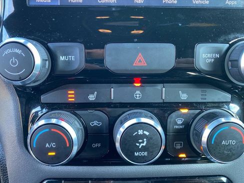 Used 2022 RAM 1500 Big Horn image 15