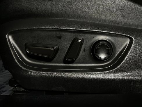 Certified 2022 Toyota Camry SE w/ Convenience Package FWD image 14