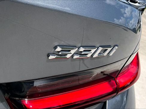 Used 2025 BMW 330i Sedan RWD image 9