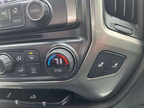 Used 2018 Chevrolet Silverado 1500 LT w/ All Star Edition image 36