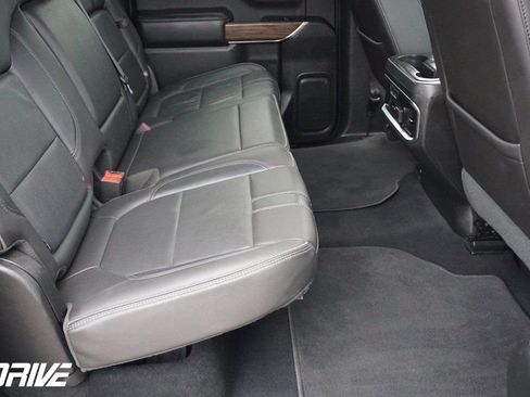 Used 2019 Chevrolet Silverado 1500 High Country image 44