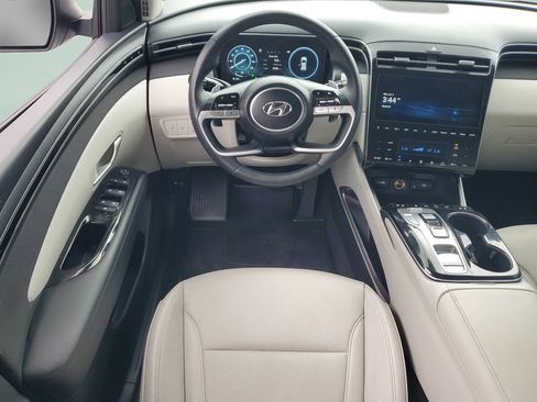 Certified 2024 Hyundai Tucson Limited AWD/4WD image 12