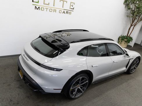 Used 2021 Porsche Taycan Turbo S image 23
