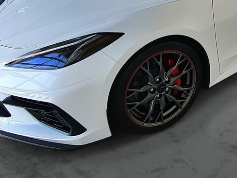 Used 2023 Chevrolet Corvette Stingray Coupe w/ 1LT image 7