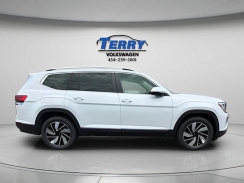 New 2026 Volkswagen Atlas SEL AWD/4WD image 10