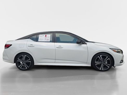 Certified 2023 Nissan Sentra SR w/ SR Premium Package FWD image 7