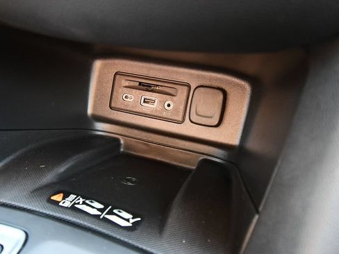 Used 2020 Chevrolet Equinox Premier AWD/4WD image 33
