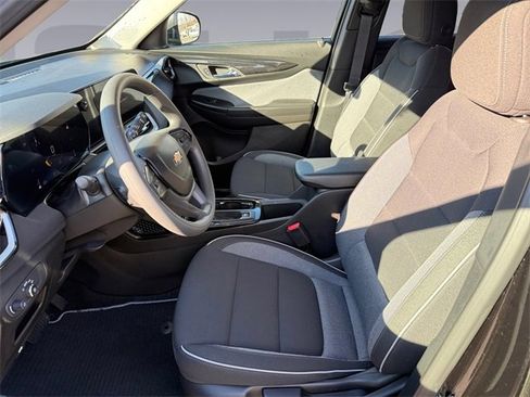 Used 2026 Chevrolet TrailBlazer LS image 10