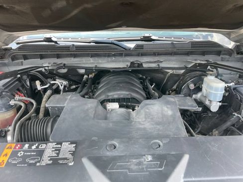 Used 2018 Chevrolet Silverado 1500 LT w/ All Star Edition AWD/4WD image 43