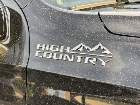 Certified 2026 Chevrolet Tahoe High Country w/ Sun And Tow Package AWD/4WD image 4