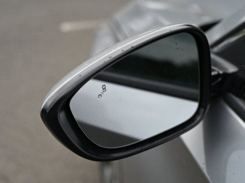 Used 2018 Honda Accord EX image 10