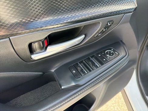 Used 2024 Toyota Grand Highlander AWD Hybrid image 12