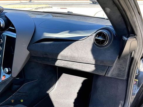 Used 2025 McLaren 750S Spider image 15