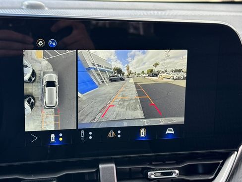 Used 2026 Chevrolet Equinox LT w/ Safety and Technology Package image 27