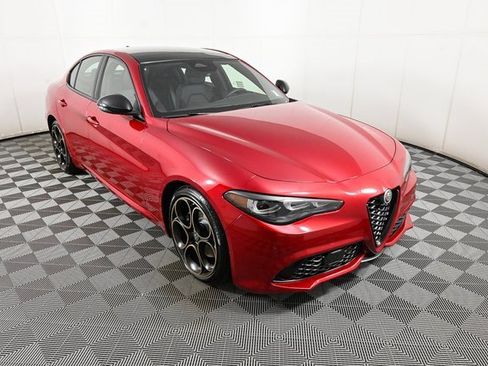 New 2025 Alfa Romeo Giulia w/ Driving Assist Package image 5