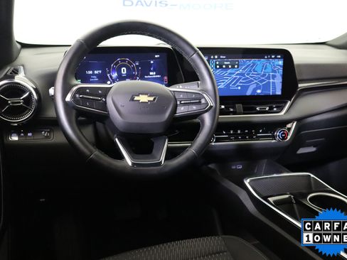 Used 2025 Chevrolet Equinox LT FWD image 16