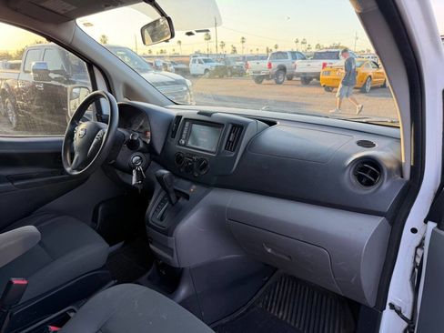 Used 2021 Nissan NV200 SV w/ Sliding Door Glass Package image 19