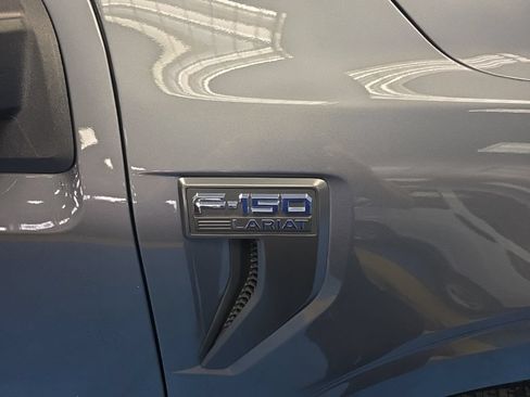Used 2021 Ford F150 Lariat w/ Equipment Group 502A High AWD/4WD image 6