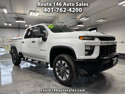 Used 2021 Chevrolet Silverado 2500 Custom w/ Custom Value Package AWD/4WD image 1