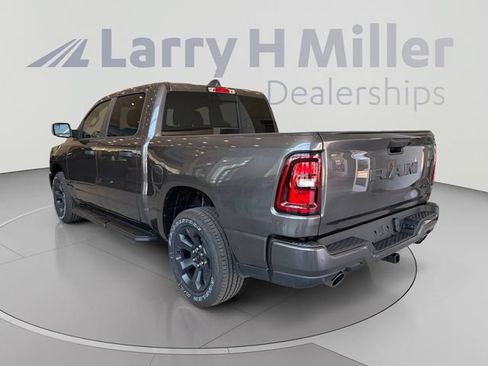 New 2026 RAM 1500 Express AWD/4WD image 3