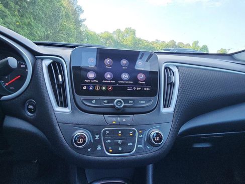 Used 2023 Chevrolet Malibu LT FWD image 14