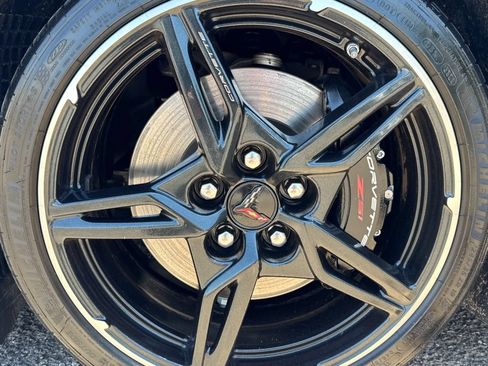 Used 2023 Chevrolet Corvette Stingray Coupe w/ 1LT RWD image 38
