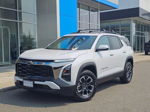 New 2026 Chevrolet Equinox ACTIV w/ Convenience Package III AWD/4WD image 1