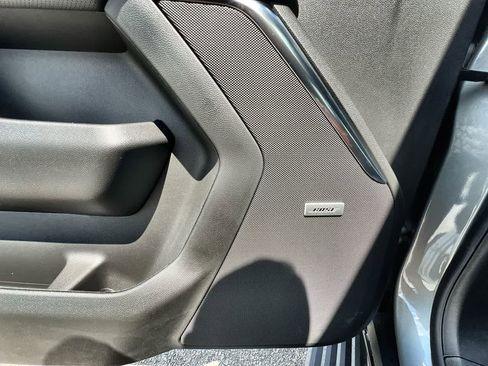 Used 2026 Chevrolet Tahoe High Country image 25