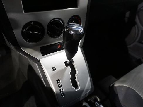 Used 2009 Dodge Caliber SXT FWD image 16
