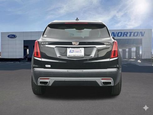 Used 2022 Cadillac XT5 Premium Luxury FWD image 11