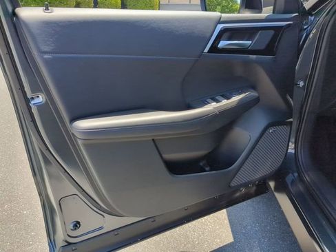 New 2026 Mitsubishi Outlander LE FWD image 12