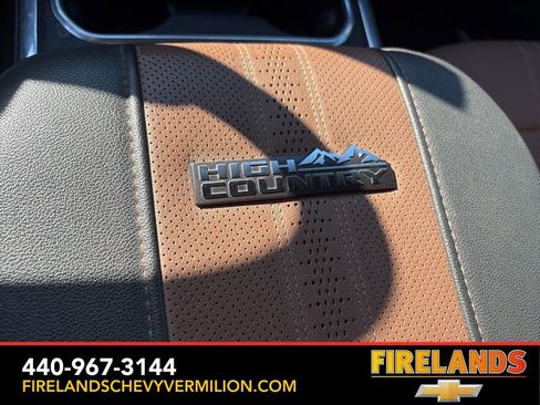 Used 2024 Chevrolet Silverado 3500 High Country w/ Technology Package image 35