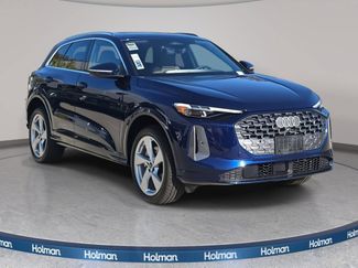 Used 2025 Audi Q5 Premium Plus w/ Premium Plus AWD/4WD video 1