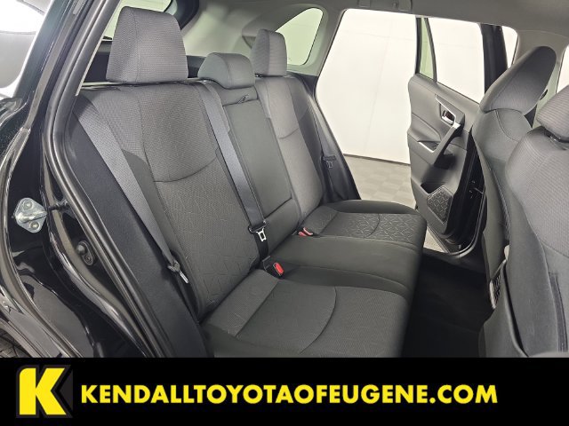 Used 2025 Toyota RAV4 XLE AWD/4WD image 26