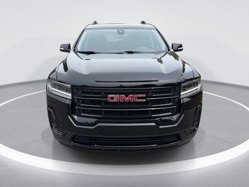 Used 2023 GMC Acadia SLE w/ Driver Convenience Package FWD image 2