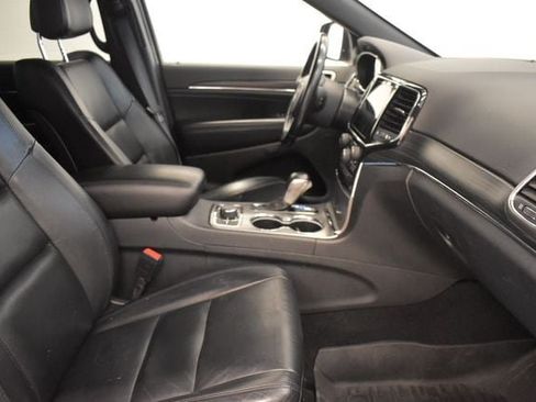 Used 2021 Jeep Grand Cherokee Limited AWD/4WD image 19