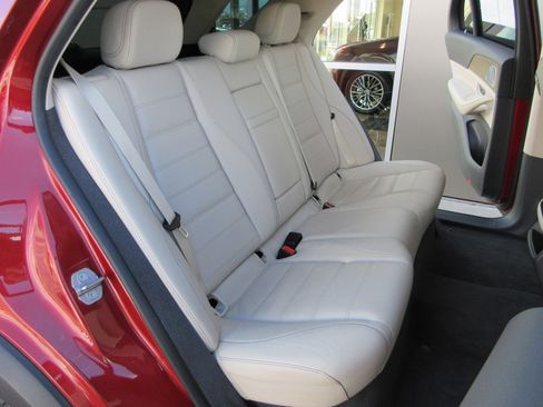 Used 2020 Mercedes-Benz GLE 350 4MATIC image 19