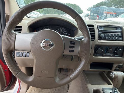 Used 2007 Nissan Frontier SE w/ SE Value Truck Pkg RWD image 20