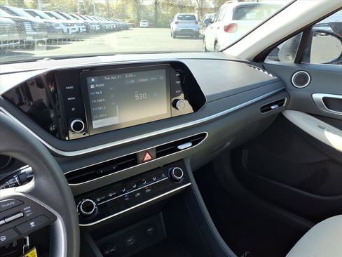 Certified 2023 Hyundai Sonata SE FWD image 15