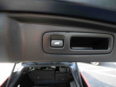 Used 2025 Honda CR-V Sport-L image 29