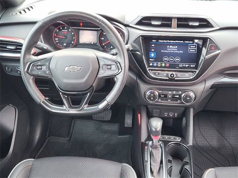 Used 2022 Chevrolet TrailBlazer RS w/ Convenience Package FWD image 27