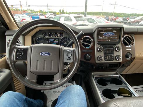 Used 2016 Ford F250 Lariat w/ Chrome Package AWD/4WD image 11