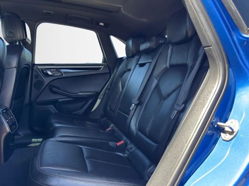 Used 2016 Porsche Macan S AWD/4WD image 25