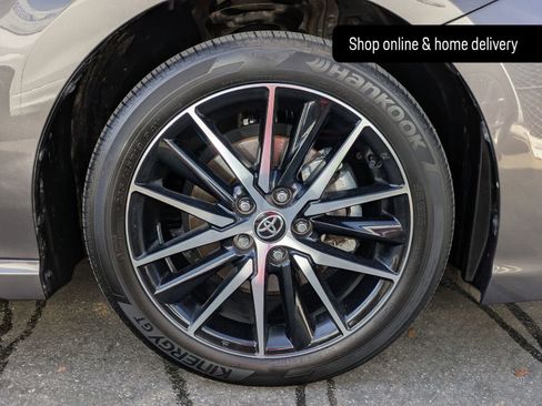 Used 2024 Toyota Camry SE image 25