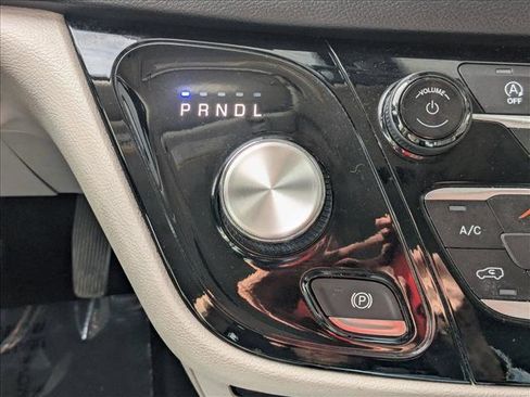 Used 2020 Chrysler Voyager LX w/ Cold Weather Group image 14