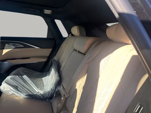 New 2026 Cadillac Lyriq Signature Luxury image 19