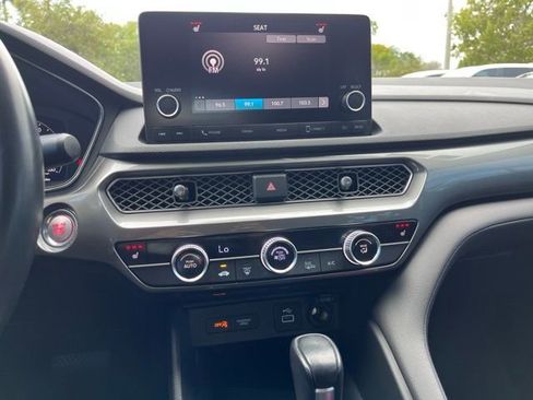 Used 2023 Acura Integra image 7