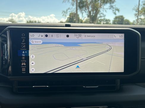 New 2025 Jeep Gladiator Sport image 44