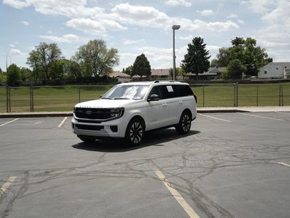 Used 2025 Ford Expedition Platinum w/ Driver's Package