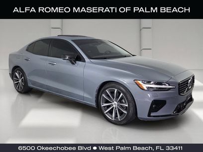 Used 2022 Volvo S60 B5 Momentum